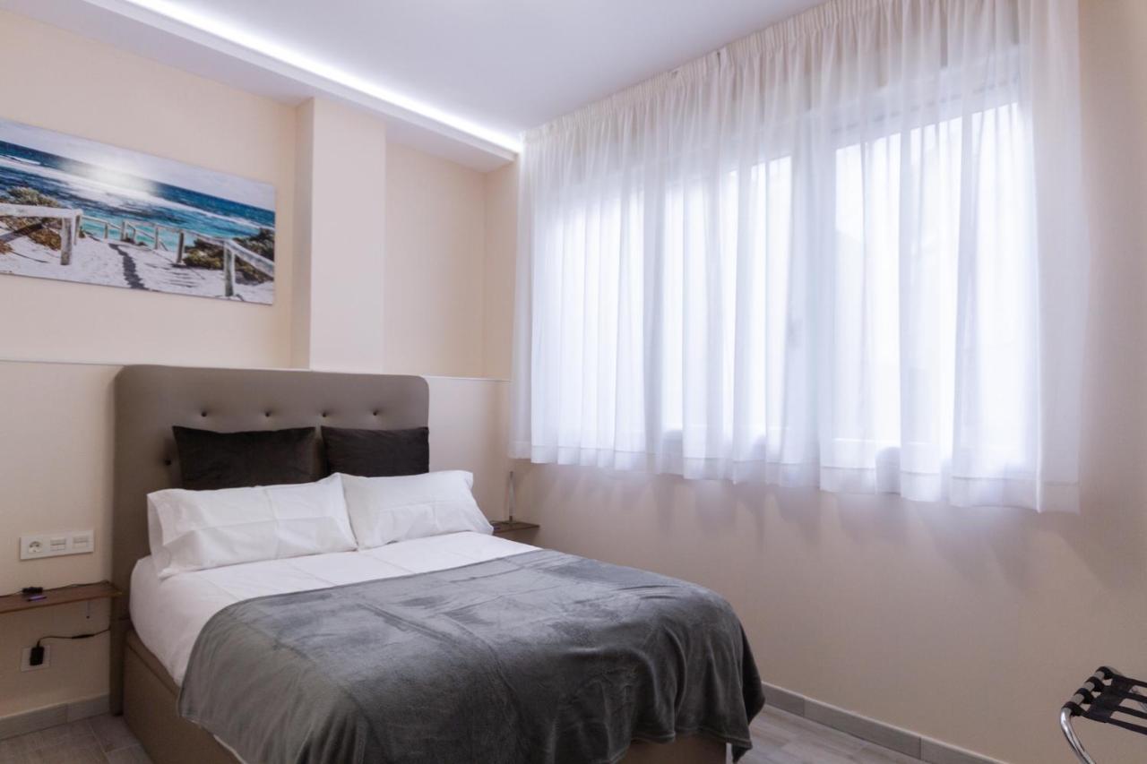A Casa Martinez B&B บาเลนเซีย ภายนอก รูปภาพ